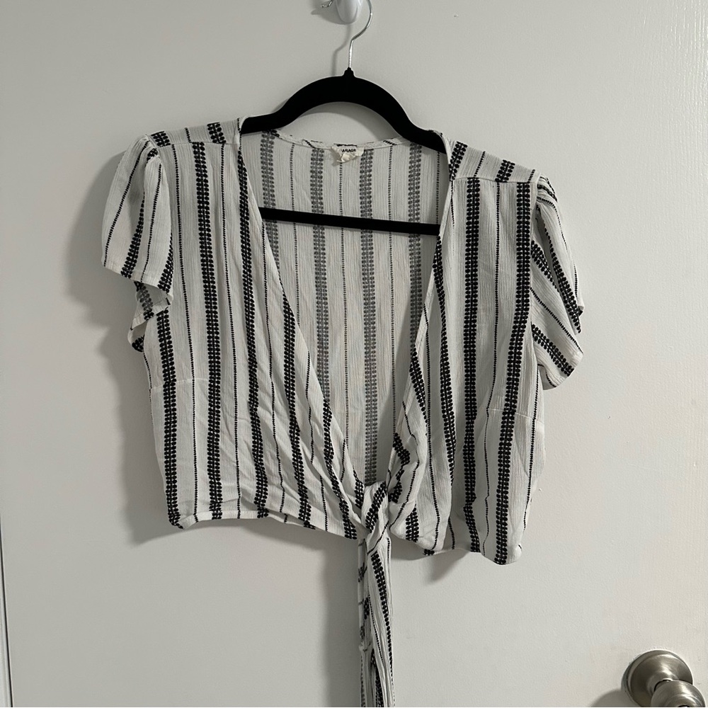 Garage Tie Top